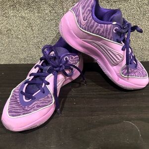 Nike Boys Purple Athletic Shoes